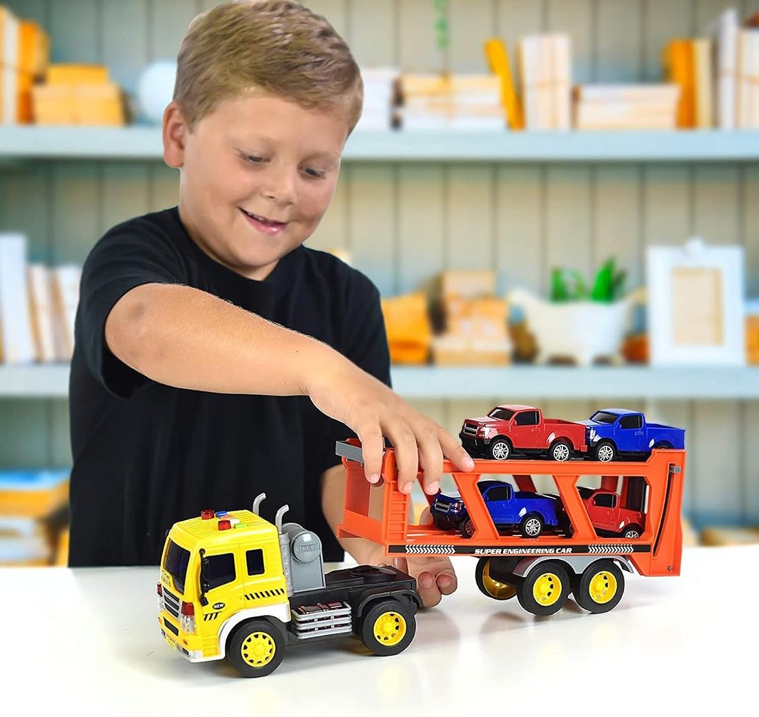 17" Vehicle Transport with 4 Diecast Trucks — view 2