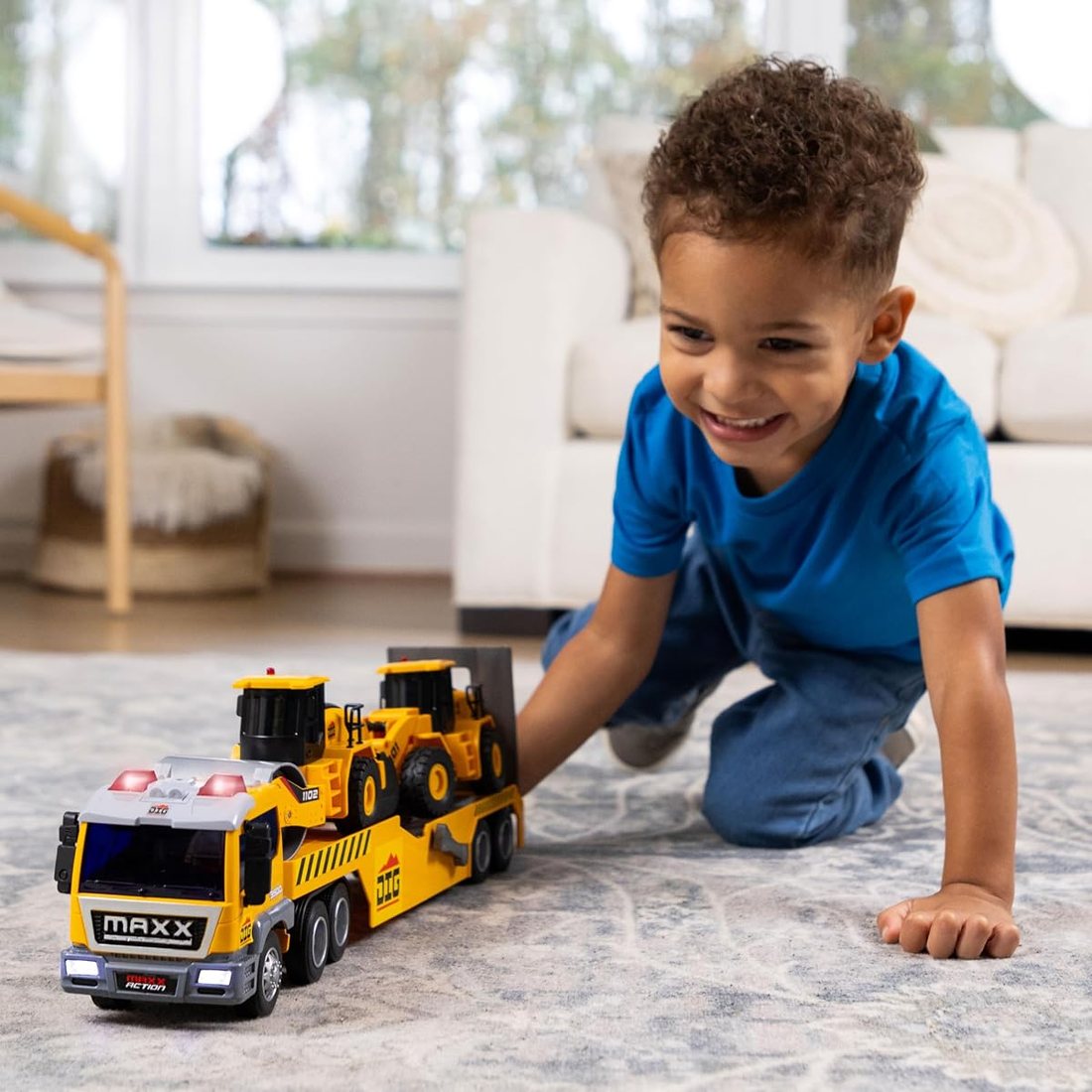 Deluxe Large Construction Long Hauler with 2 Vehicles — view 3